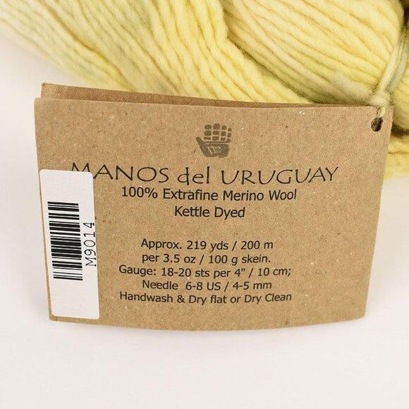 Manos Del Uruguay Maxima 2 Skeins Extrafine Merino Wool Kettle Dyed Yellow Green - Picture 2 of 3